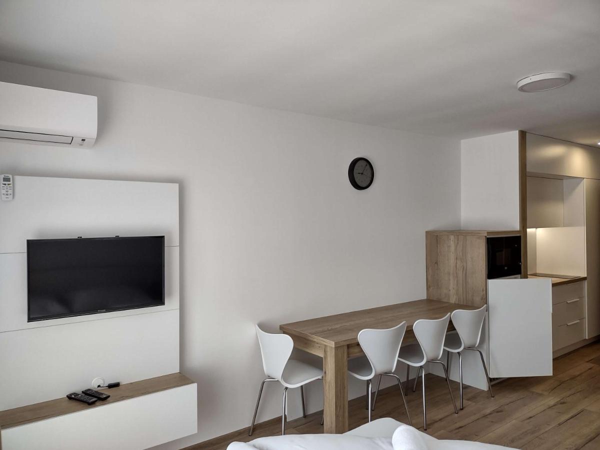 Apartman Kyjev 2 Подгайска Экстерьер фото