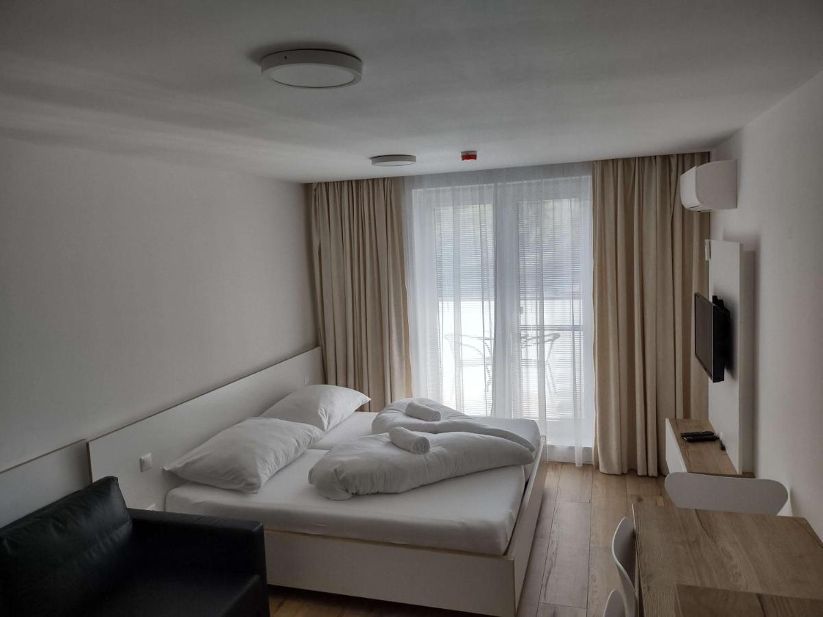 Apartman Kyjev 2 Подгайска Экстерьер фото