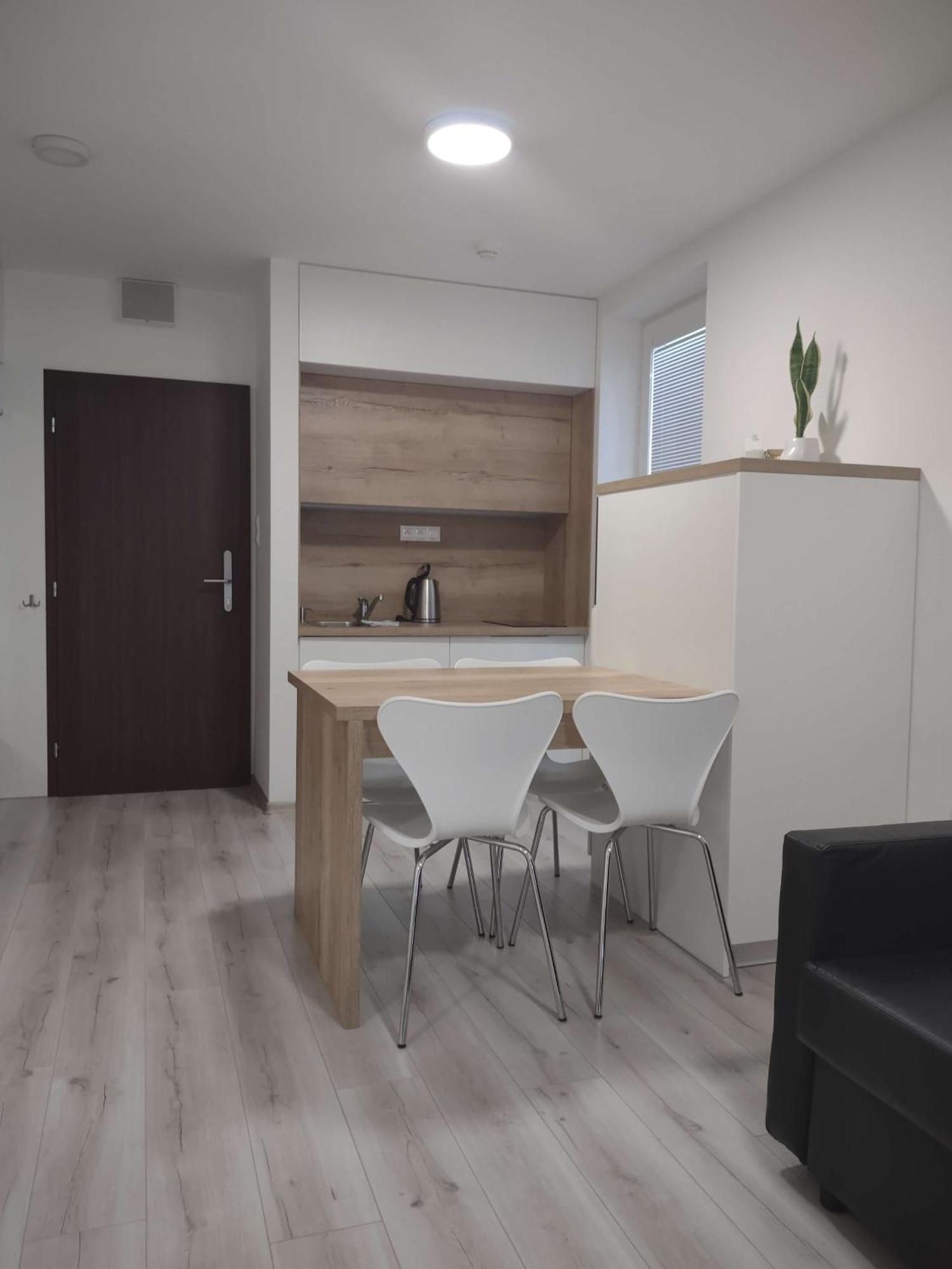 Apartman Kyjev 2 Подгайска Экстерьер фото